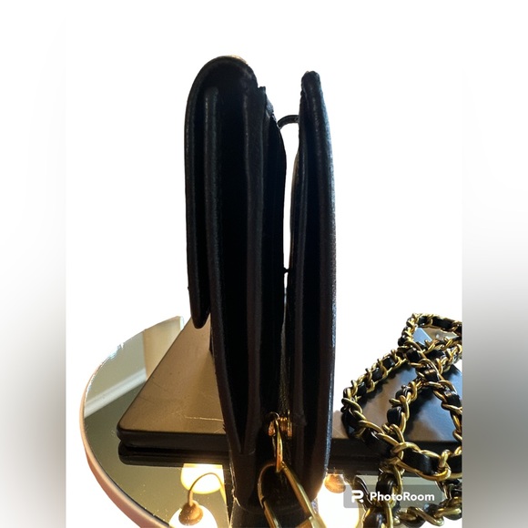 CHANEL long wallet on chain w/COA!!! LIKE NEW PRISTINE CONDITION! - Picture 9 of 10